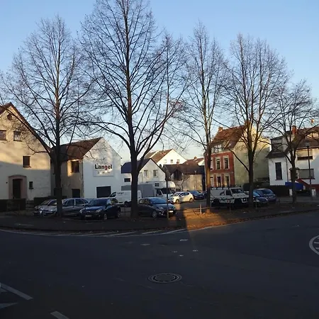 Surova Cologne
